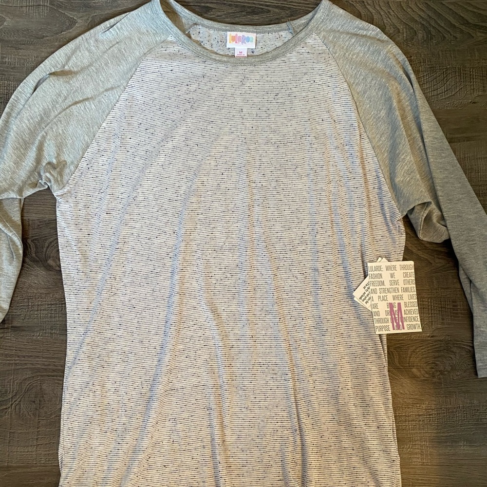 Brand New LuLaRoe Randy size medium